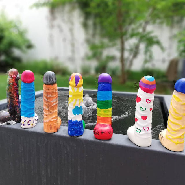 Ceramic penis with paints - bachelorette coloring kit